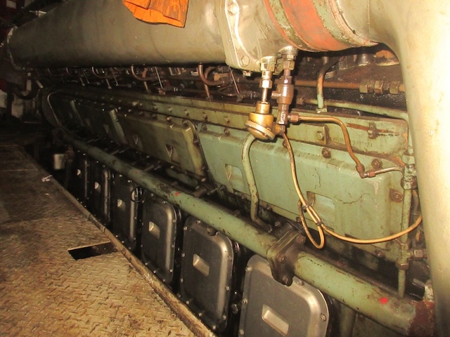 Bergen KVM-12 Marine Propulsion Engines